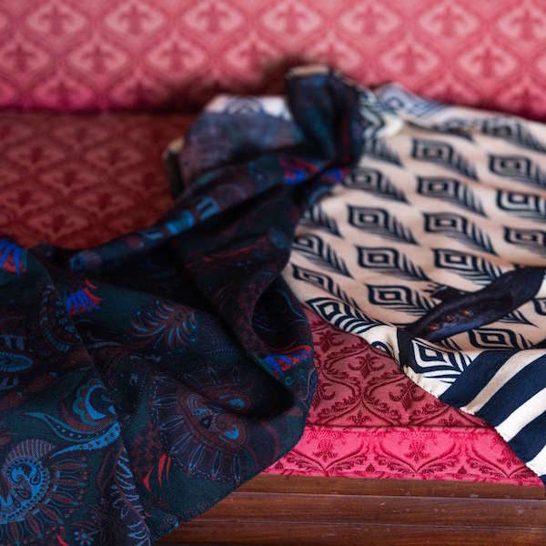 SUBWHALE wool scarf - Image 3