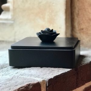 Decorative box Black rose