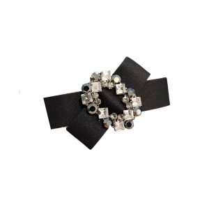 Hair clip with stones
