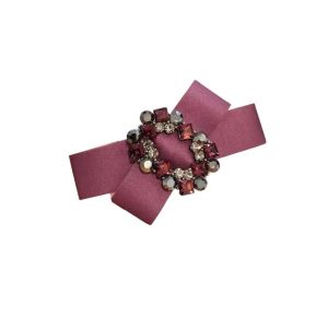 Hair clip with stones