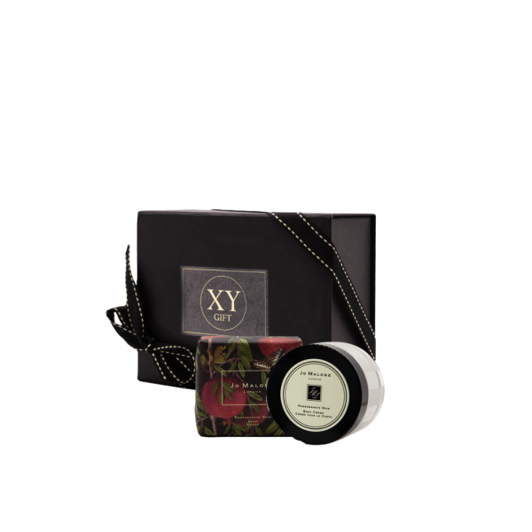 Gift for a woman set "Pomegranate noir"
